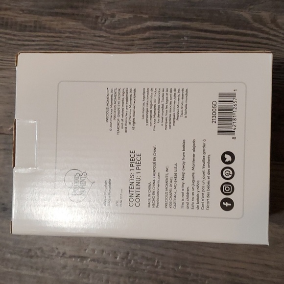 Precious Moments Mom, You Rock! Girl Figurine, Burnette - Picture 3 of 3